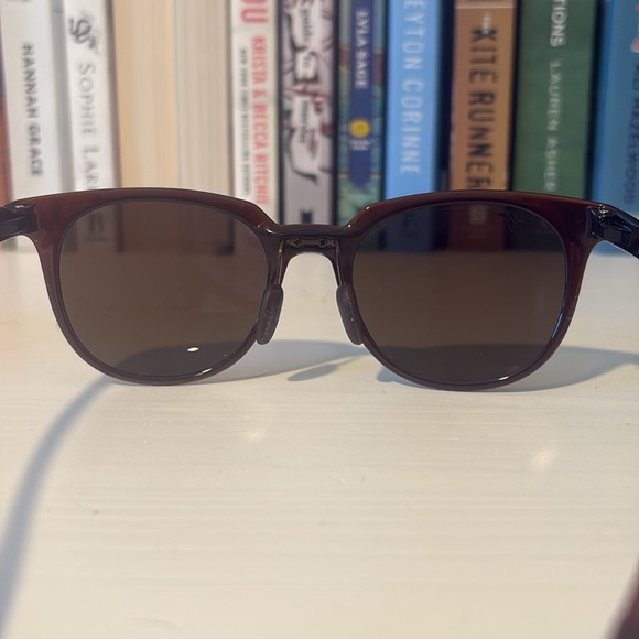 Maui Jim sunglasses. - Picture 3 of 6